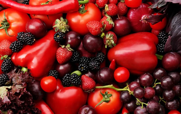 rotes Obst und Gemüse